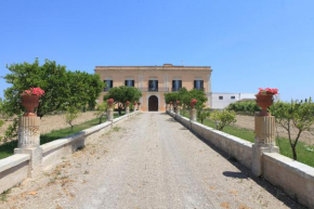  Tenuta Giardini Nuovi  Новоли
